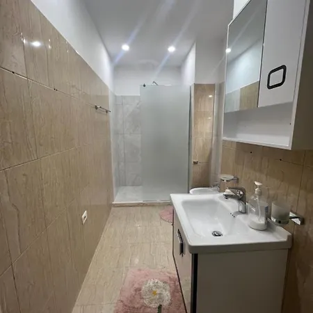 Skanderbeg Square Center Apartment Tirana